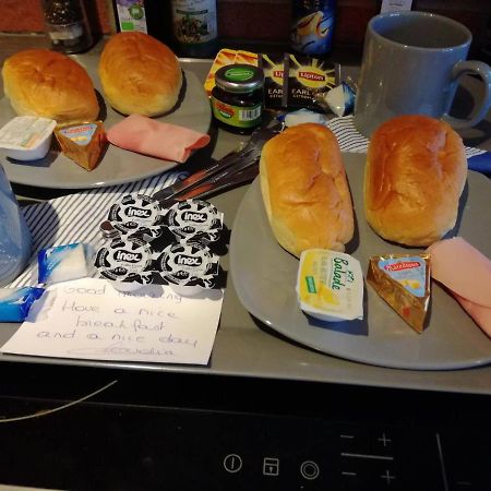 ティユー A La Reid Paisible Bed & Breakfast エクステリア 写真