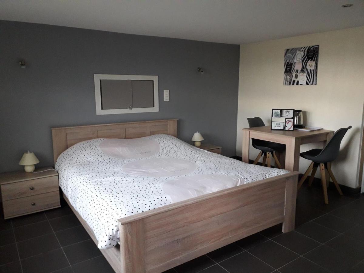 ティユー A La Reid Paisible Bed & Breakfast エクステリア 写真